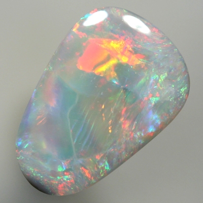 SOLID SEMI BLACK OPAL Rolling flashes of bright clean colour